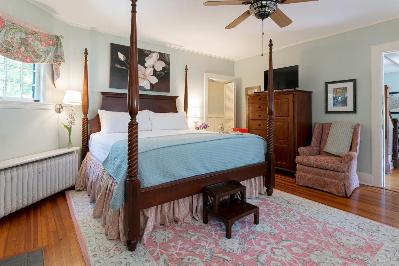 Pinecrest Bed & Breakfast 애쉬빌 외부 사진