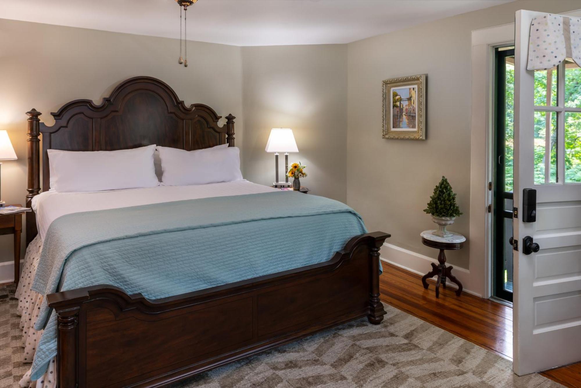 Pinecrest Bed & Breakfast 애쉬빌 외부 사진