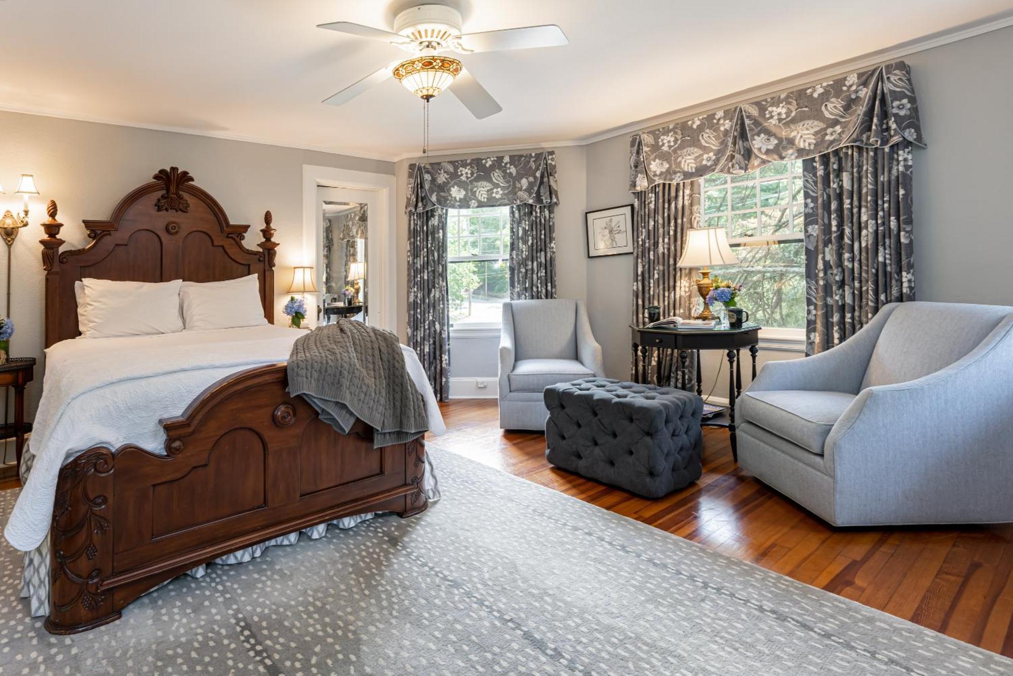 Pinecrest Bed & Breakfast 애쉬빌 외부 사진