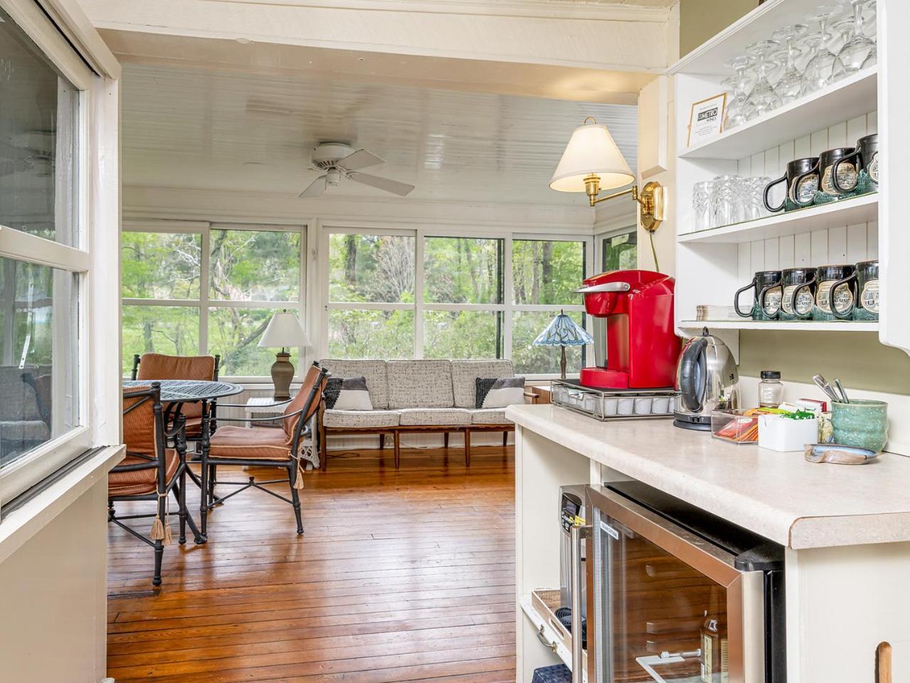 Pinecrest Bed & Breakfast 애쉬빌 외부 사진