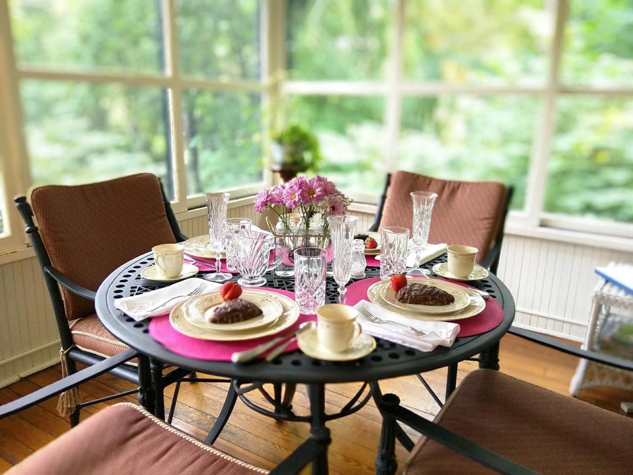 Pinecrest Bed & Breakfast 애쉬빌 외부 사진