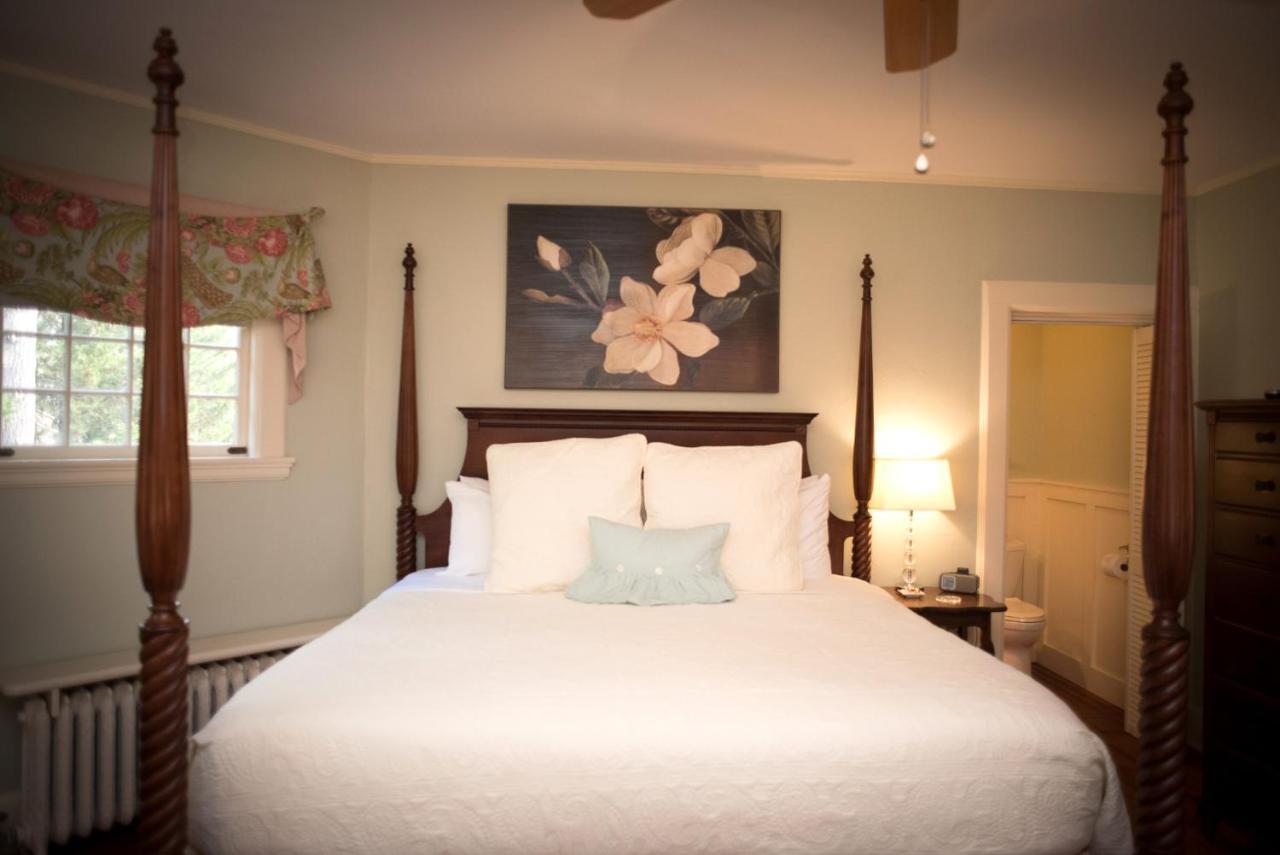 Pinecrest Bed & Breakfast 애쉬빌 외부 사진